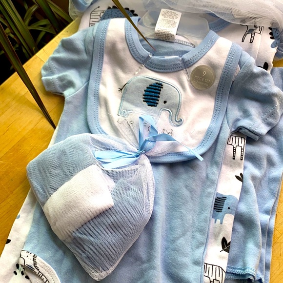 Infant 9 Piece layette set, NWT - Picture 2 of 3